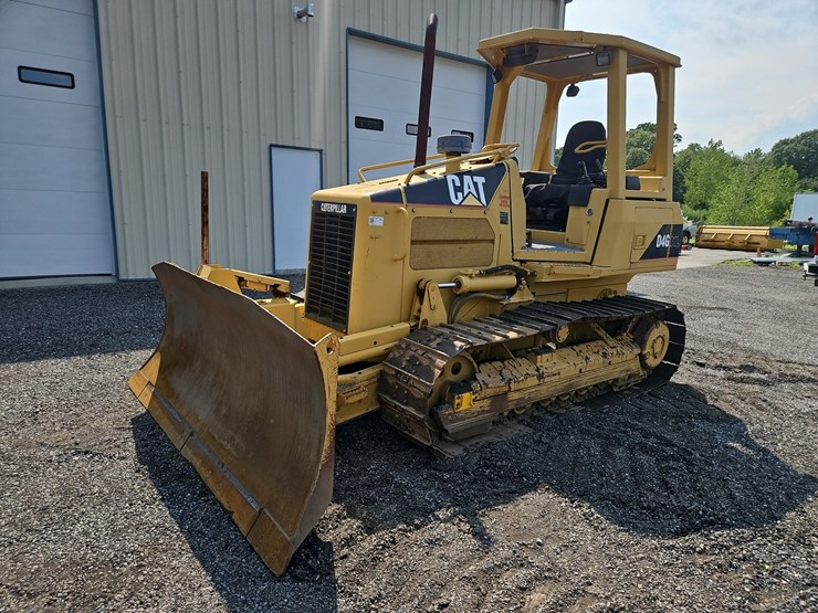 2006-caterpillar-d4g-xl-image-1