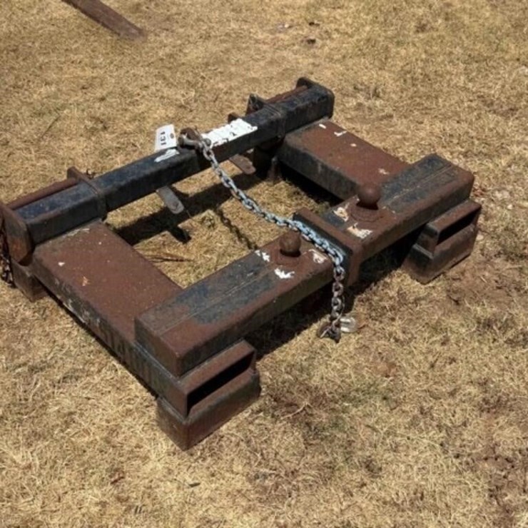 Pallet Fork Hitch Shuttle