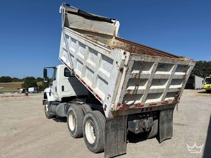 2015-international-workstar-7400-image-2