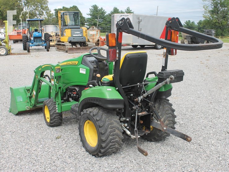 john-deere-1023e-image-3