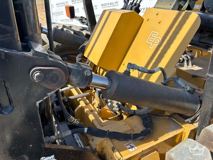 2001-eagle-picher-rt80-4wd-8,000lb.-rough-terrain-straight-mast-forklift-image-21
