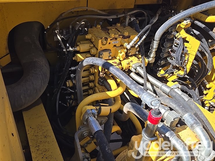 2019-komatsu-pc360-lci-11-image-41