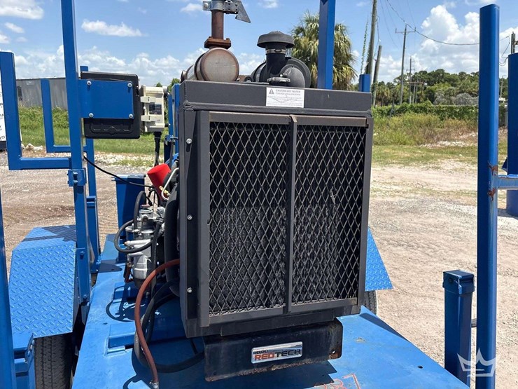 2021-thompson-6in-towable-pump-image-10
