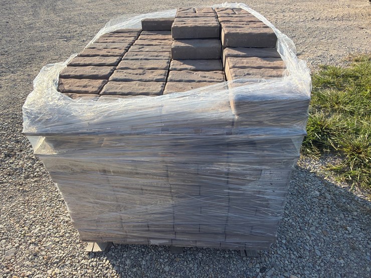 #91-•-pallet-of-pavers-image-2