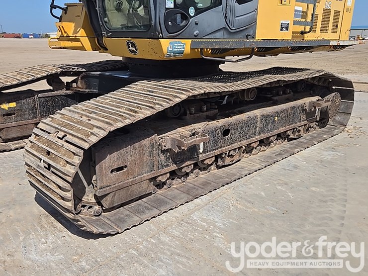 2011-deere-450d-lc-image-9