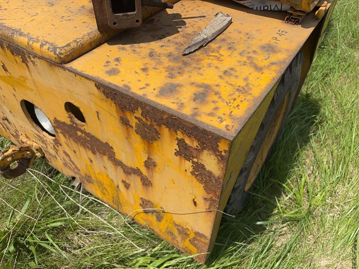 united-tractor-company-tug-image-23