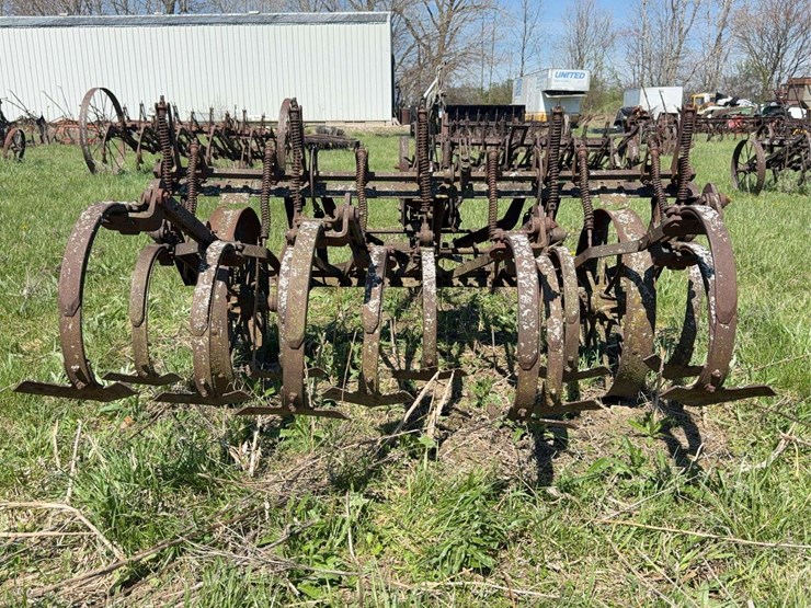 john-deere-field-cultivator-image-4