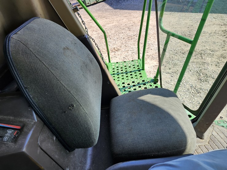 1990-john-deere-9500-image-26