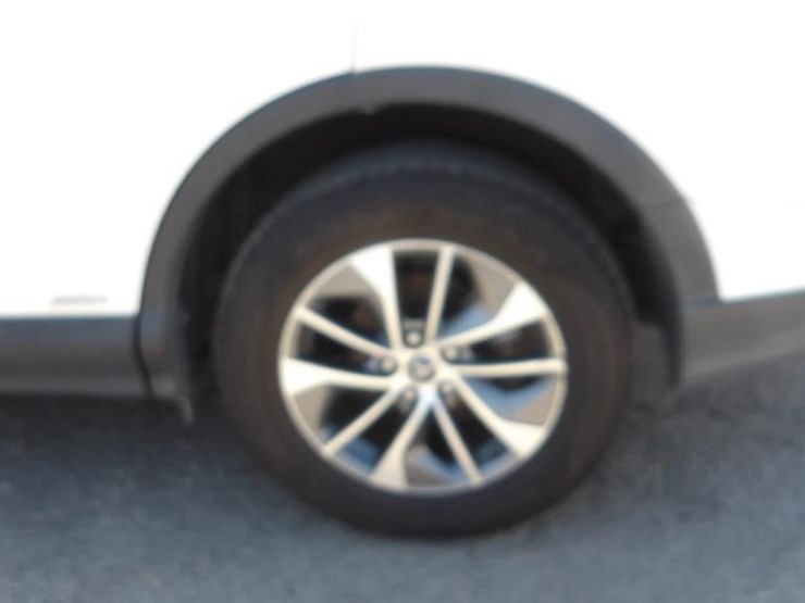 2016-toyota-rav4-image-9