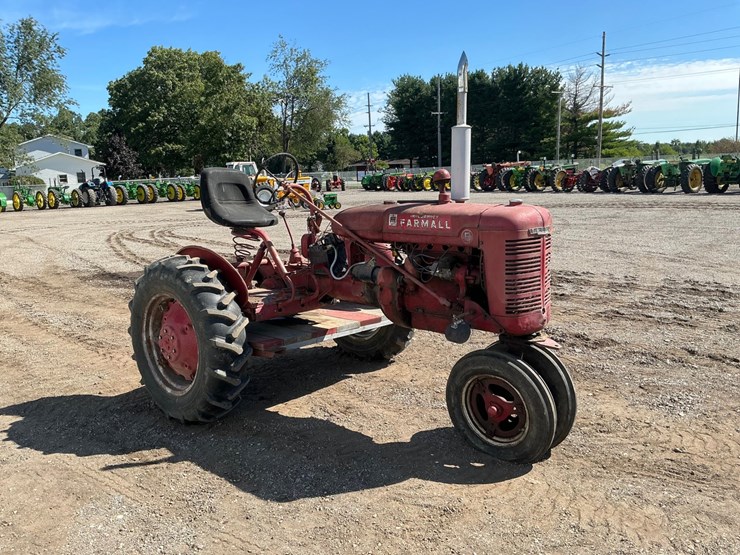 1946-case-ih-farmall-b-image-7