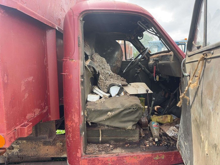 reo-truck---has-title!-image-106