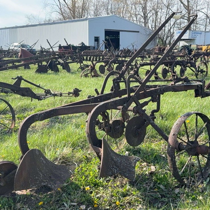 JOHN DEERE 14