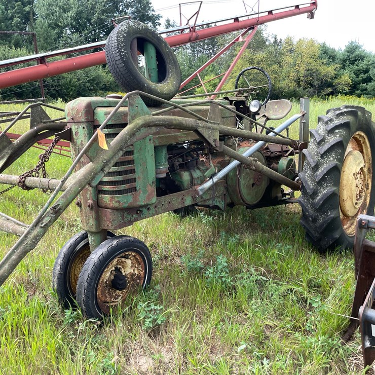 JOHN DEERE A