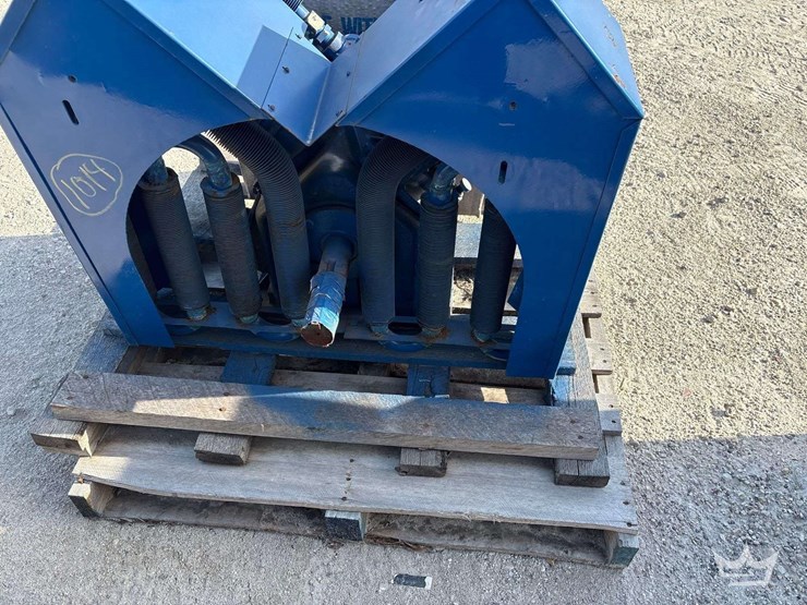 qunicy-qt25u-horizontal-duplex-air-compressor-w/-attachment-head-image-9