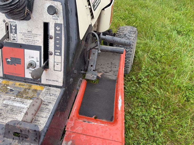 gilson-gt18he-garden-tractor-image-28