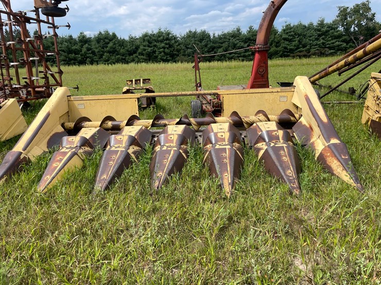 new-holland-974-image-2