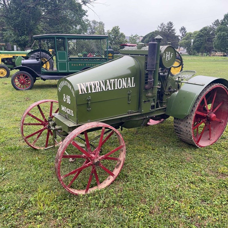 INTERNATIONAL 816