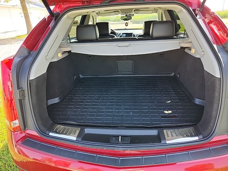 2014-cadillac-srx4-suv-image-22