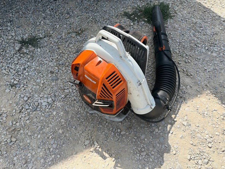 #37-•-stihl-br-800-x-leaf-blower-image-2
