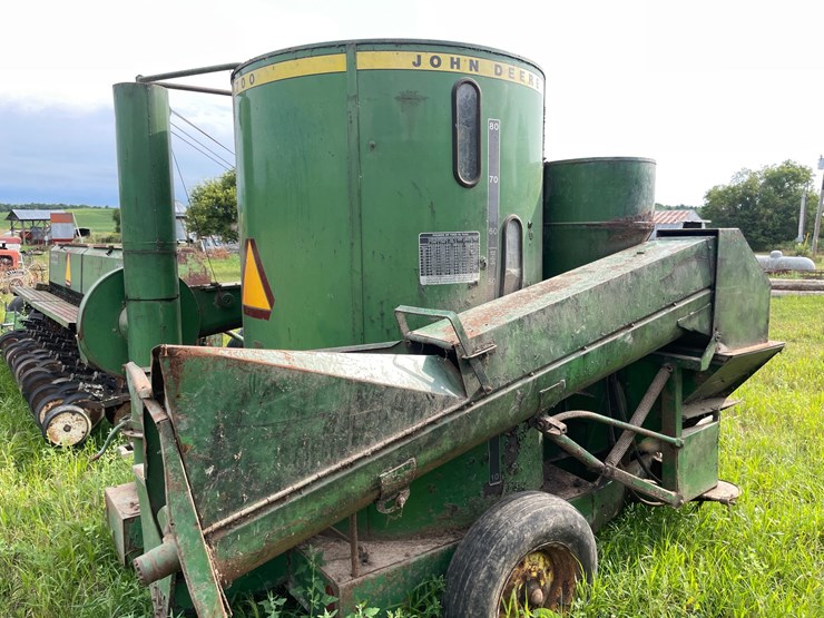 john-deere-700-image-4
