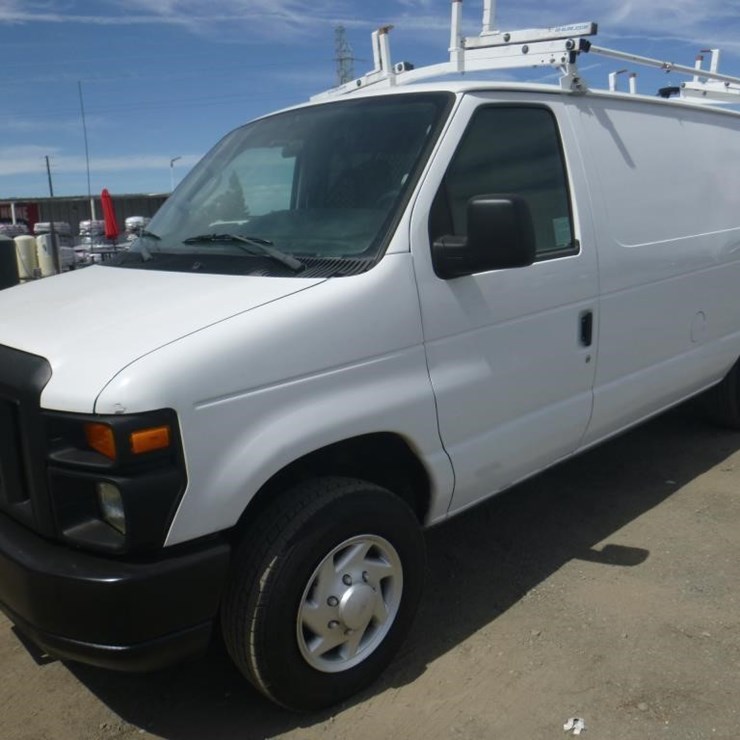 2011 FORD CARGO