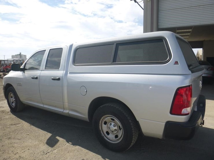 2016-dodge-1500-image-4
