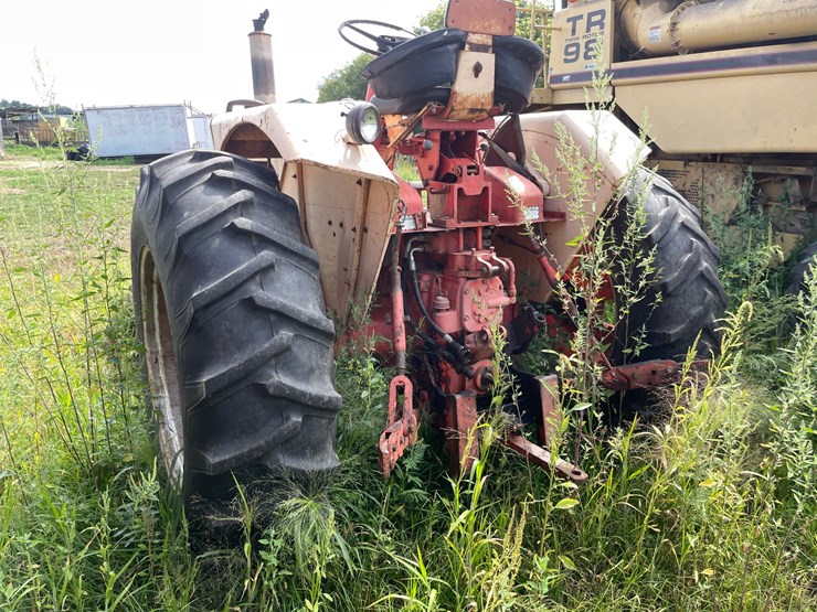 #2566-•-case-730-gas-wide-front-tractor-image-6