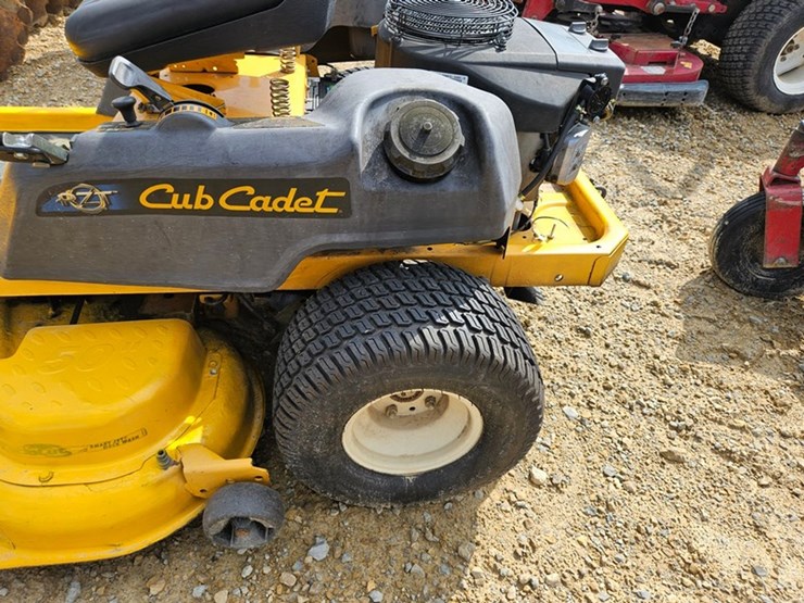 #9-•-cub-cadet-time-saver-zero-turn-mower-image-13