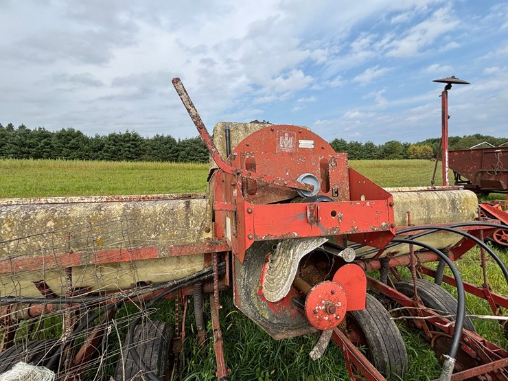 case-ih-400-image-18