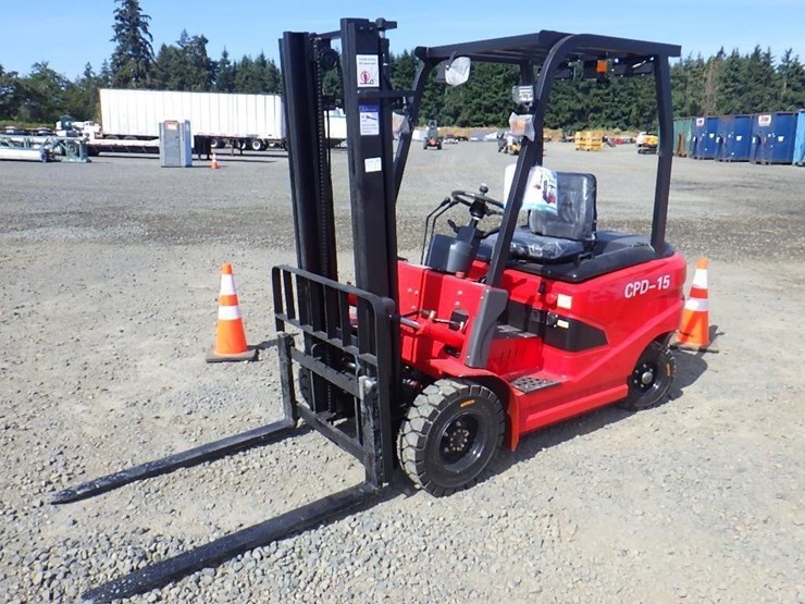 2026-sdlool-d15-electric-forklift-image-1
