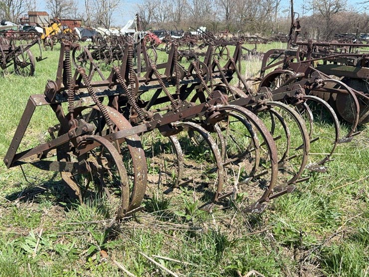 john-deere-field-cultivator-image-6