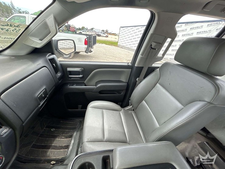2016-chevrolet-silverado-1500-image-16