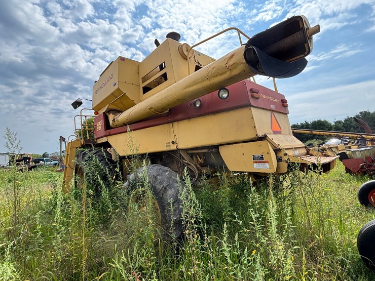 new-holland-tr86-image-9