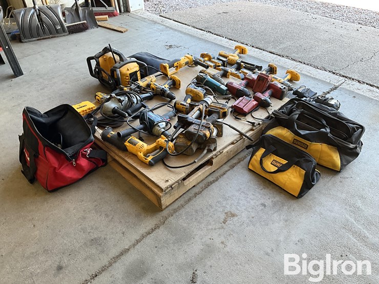 dewalt-&-hilti-handheld-power-tools-&-batteries-image-5