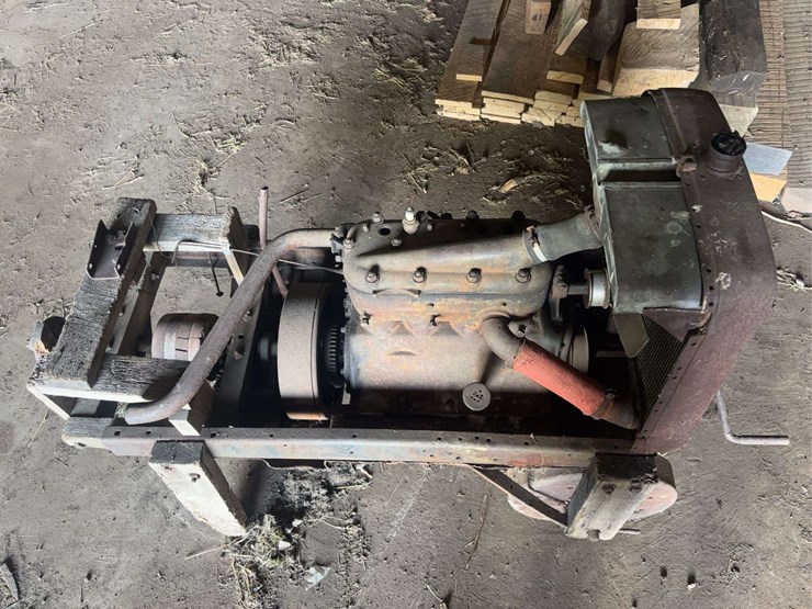 saxon-four-cylinder-engine-image-10