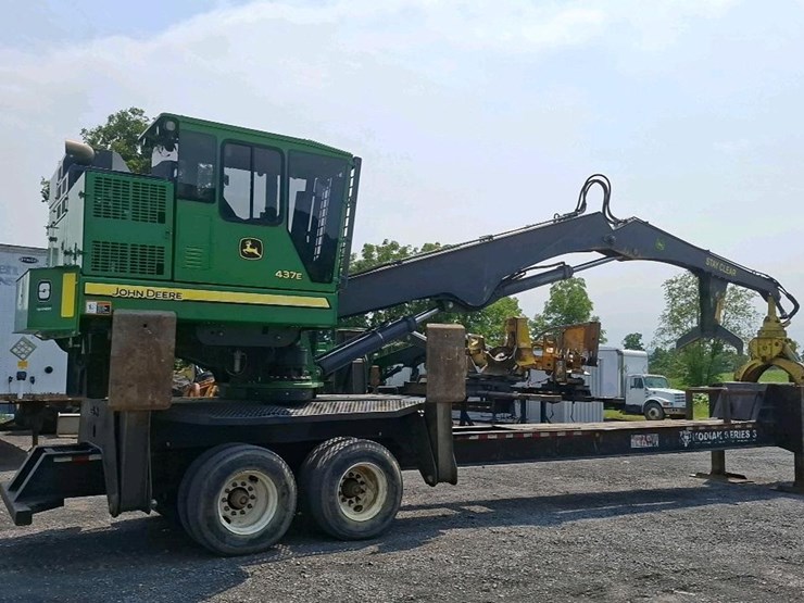 2019-deere-437e-image-3