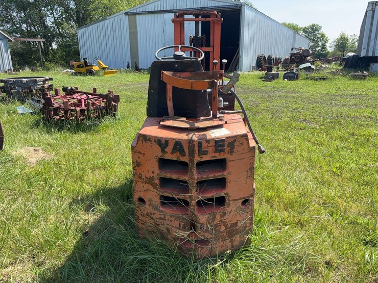 yale-forklift-image-6