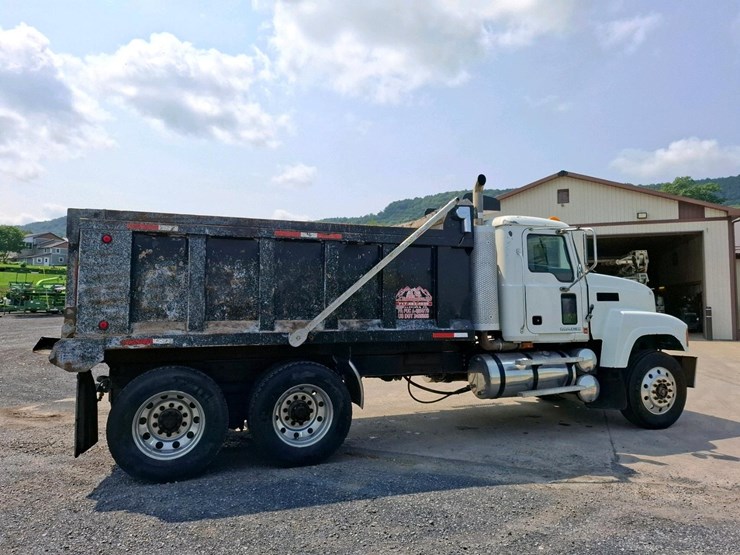 2009-mack-ch613-image-6