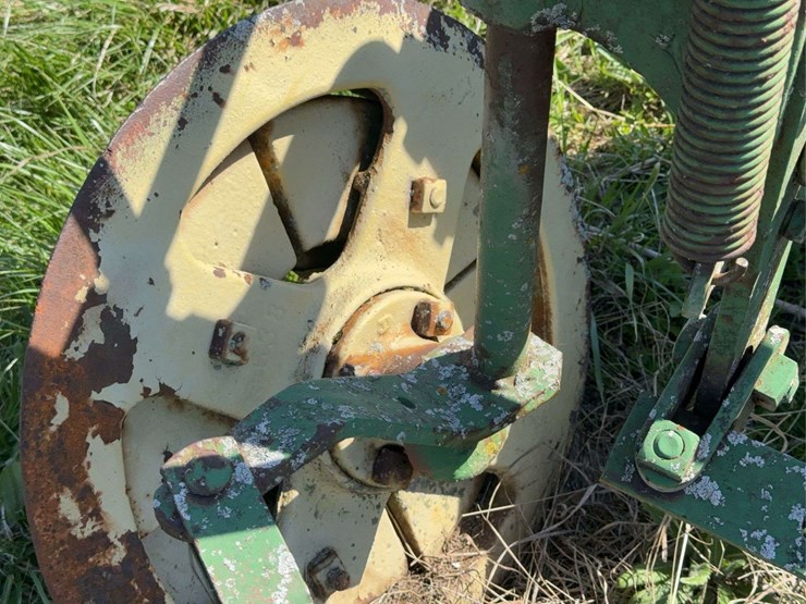 john-deere-disc-plow-image-15