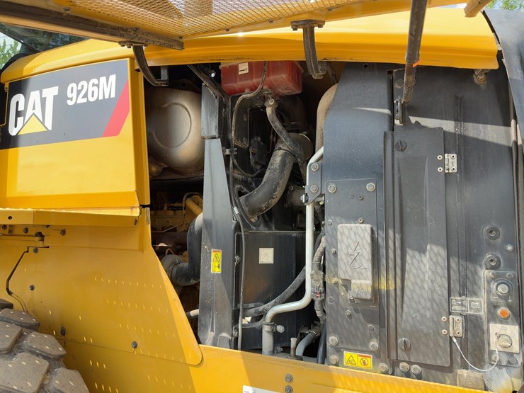 2017-caterpillar-926m-image-22