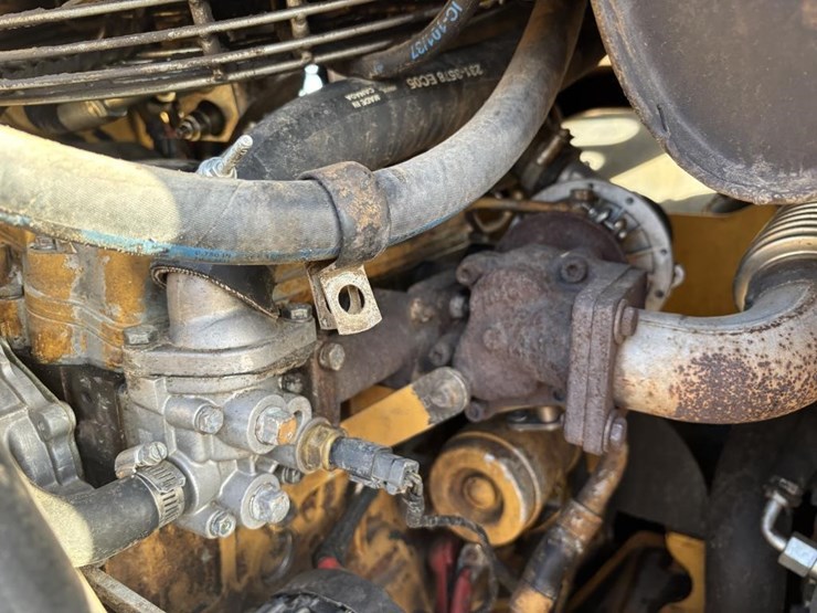caterpillar-226b3-image-41