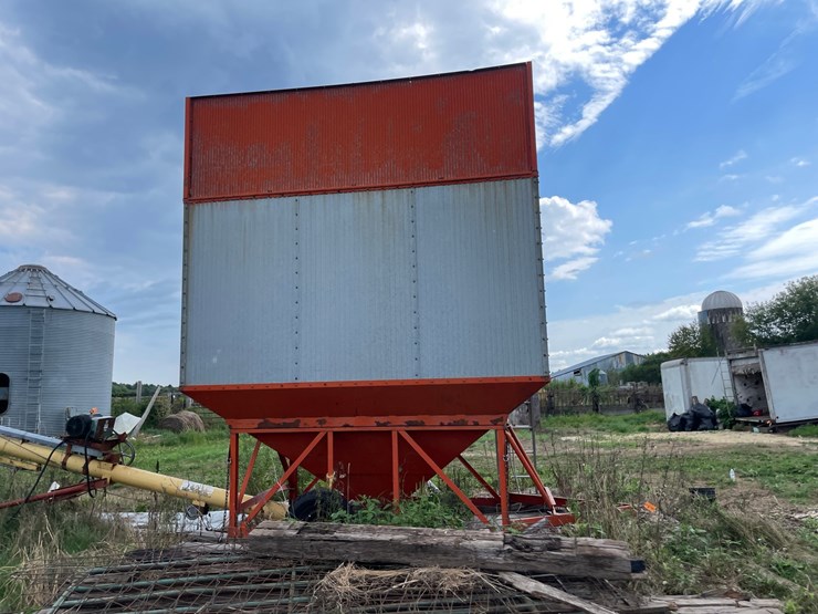 #2586-•-1,000-bushel-wet-bin-image-3