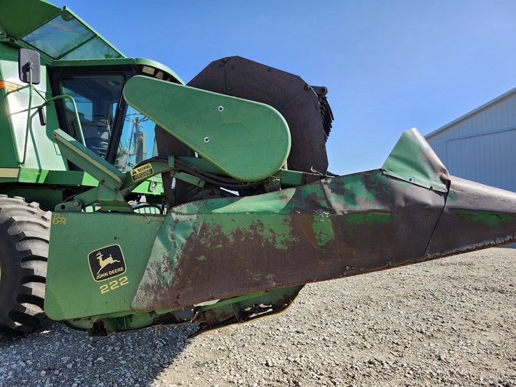 john-deere-222-image-8