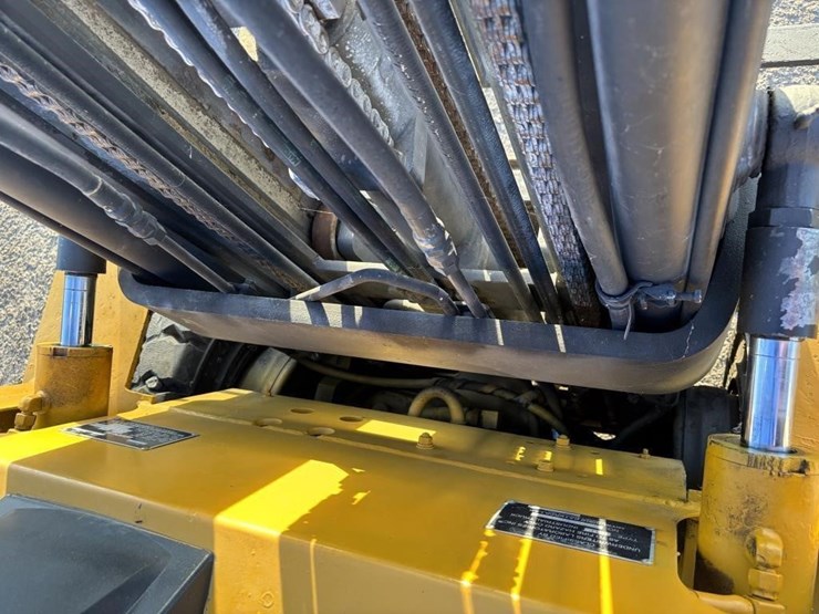 caterpillar-gp25-image-13