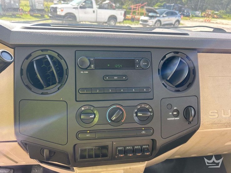 2009-ford-f350-image-19
