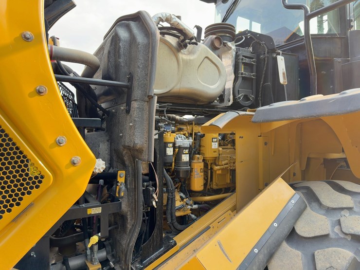 2019-caterpillar-950m-image-23
