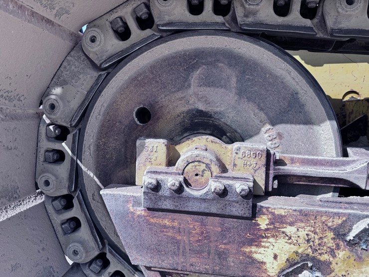 2002-deere-650h-lgp-image-11