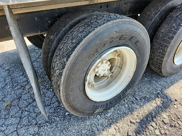1971-ih-2010a-truck-image-18