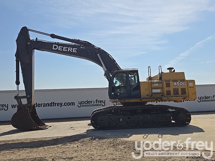 2011-deere-450d-lc-image-2