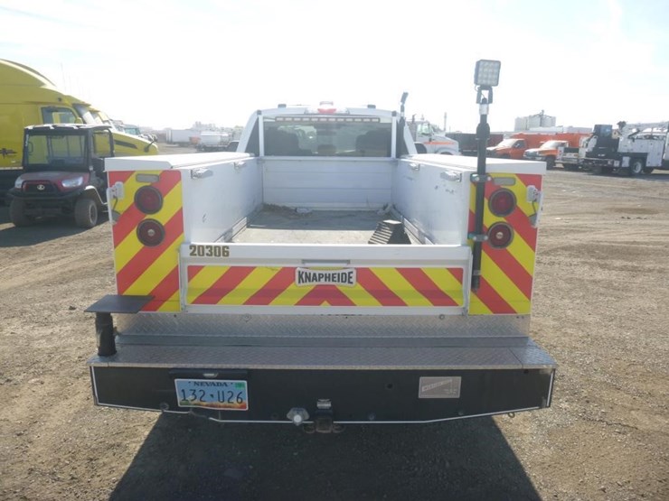 2022-ford-f350-image-6